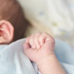 تولد نوزاد عجیب ۳ دست + عکس